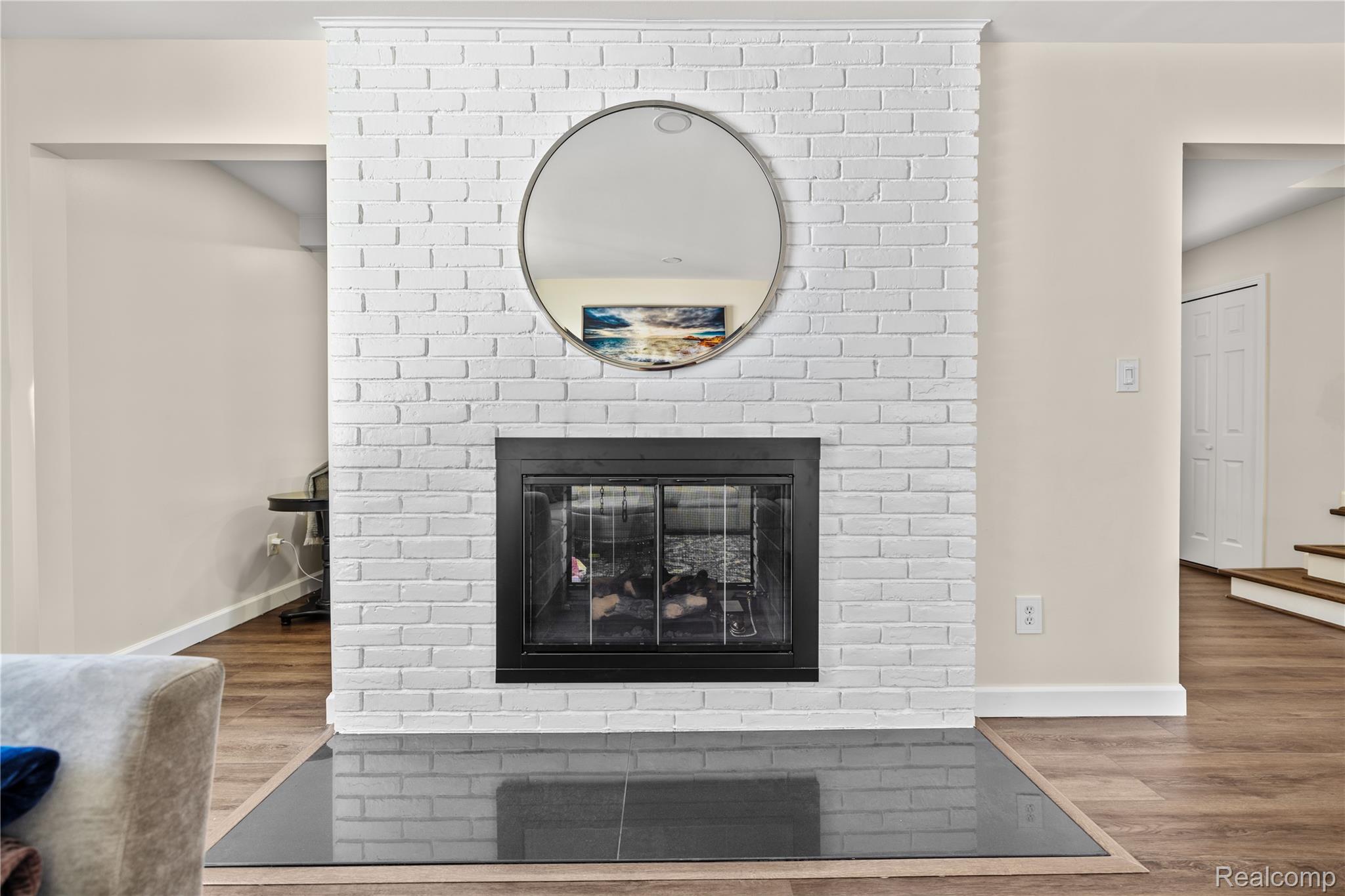 38309 Southfarm Lane