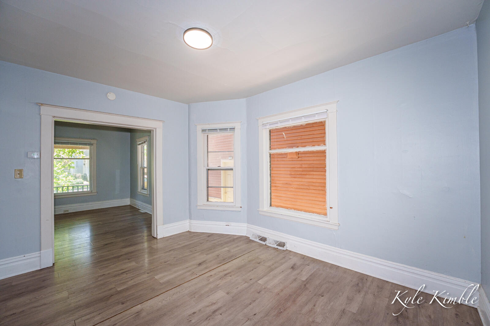 820 W Vine Street