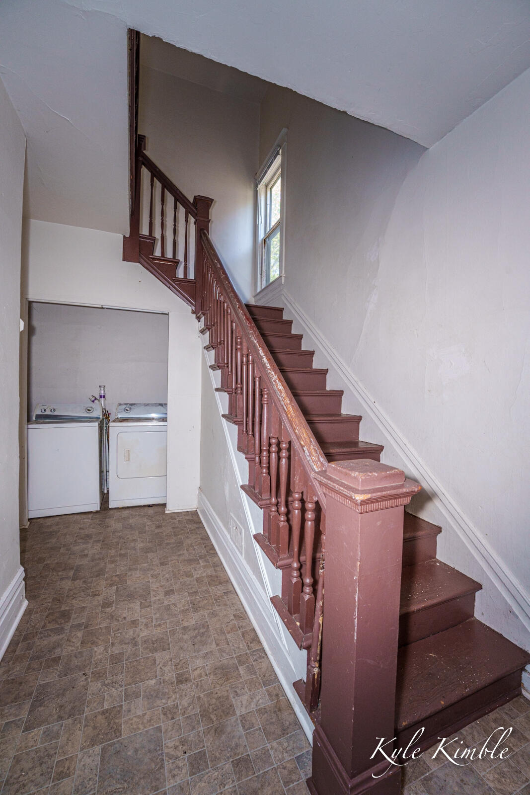 820 W Vine Street
