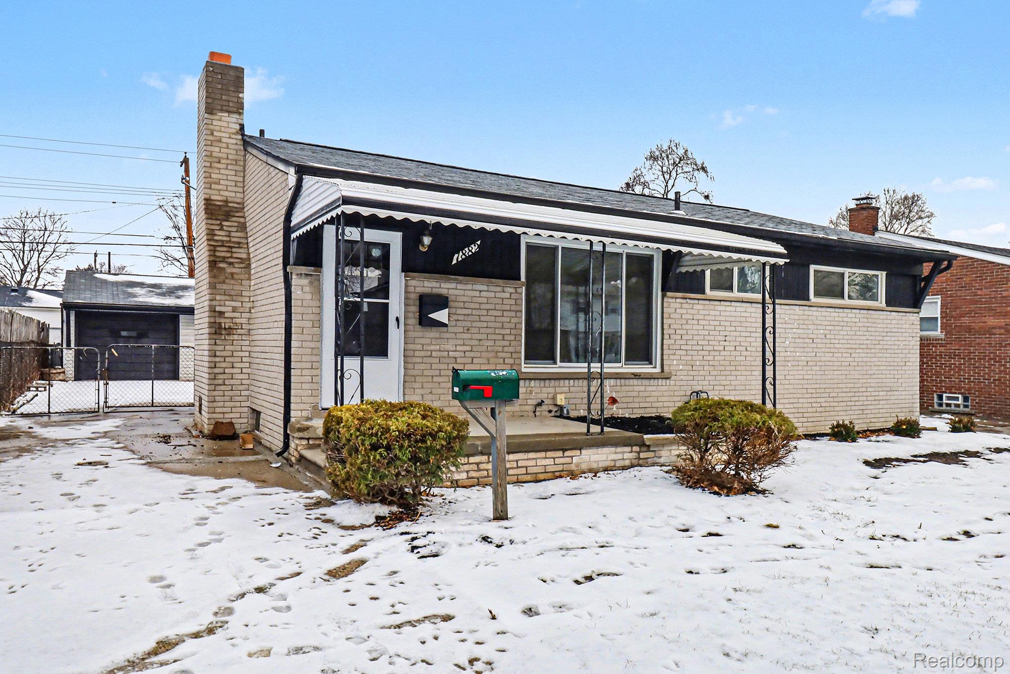 7882 Campbell Street