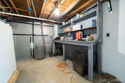 listing image 42