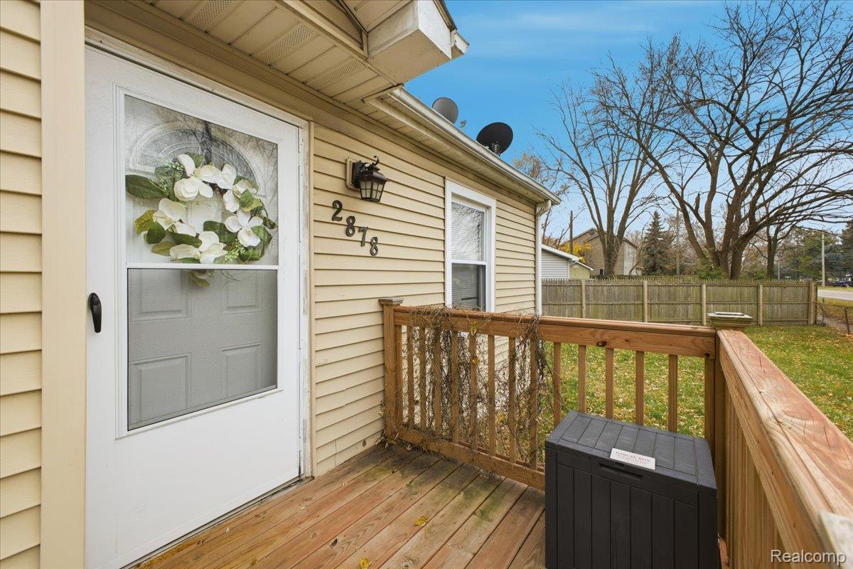 2878 N Williams Lake Road