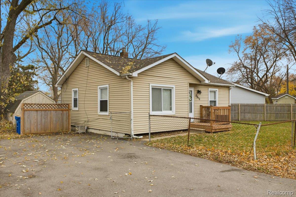 2878 N Williams Lake Road