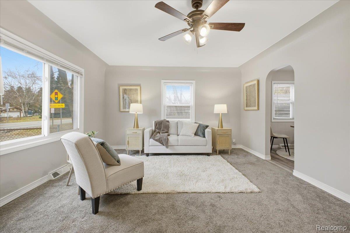 Addison, Michigan 48329, United States, 2 Bedrooms Bedrooms, ,1 BathroomBathrooms,Residential,Active,247510