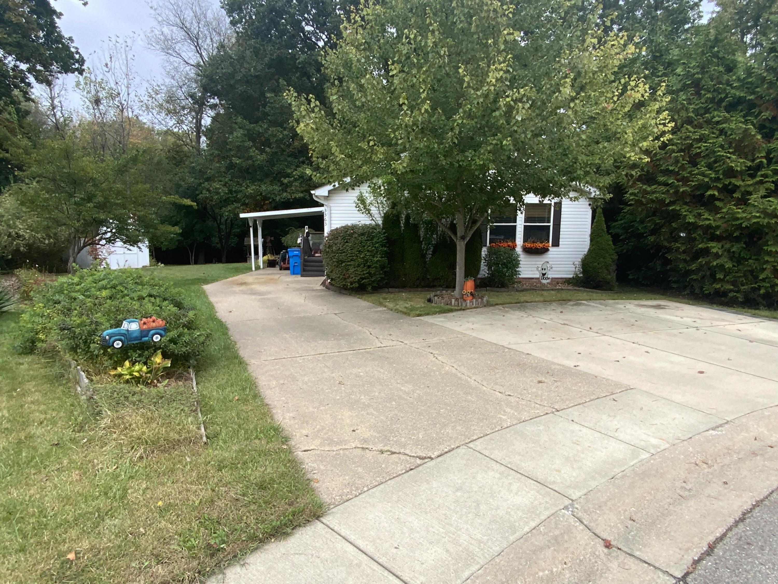 3363 Buckthorn Circle