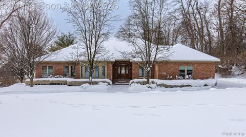 1550 Dakota Court Oxford Charter Township MI 48371