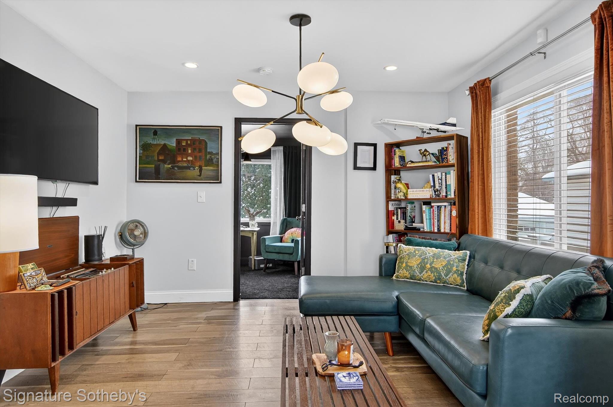 36773 Bibbins Street