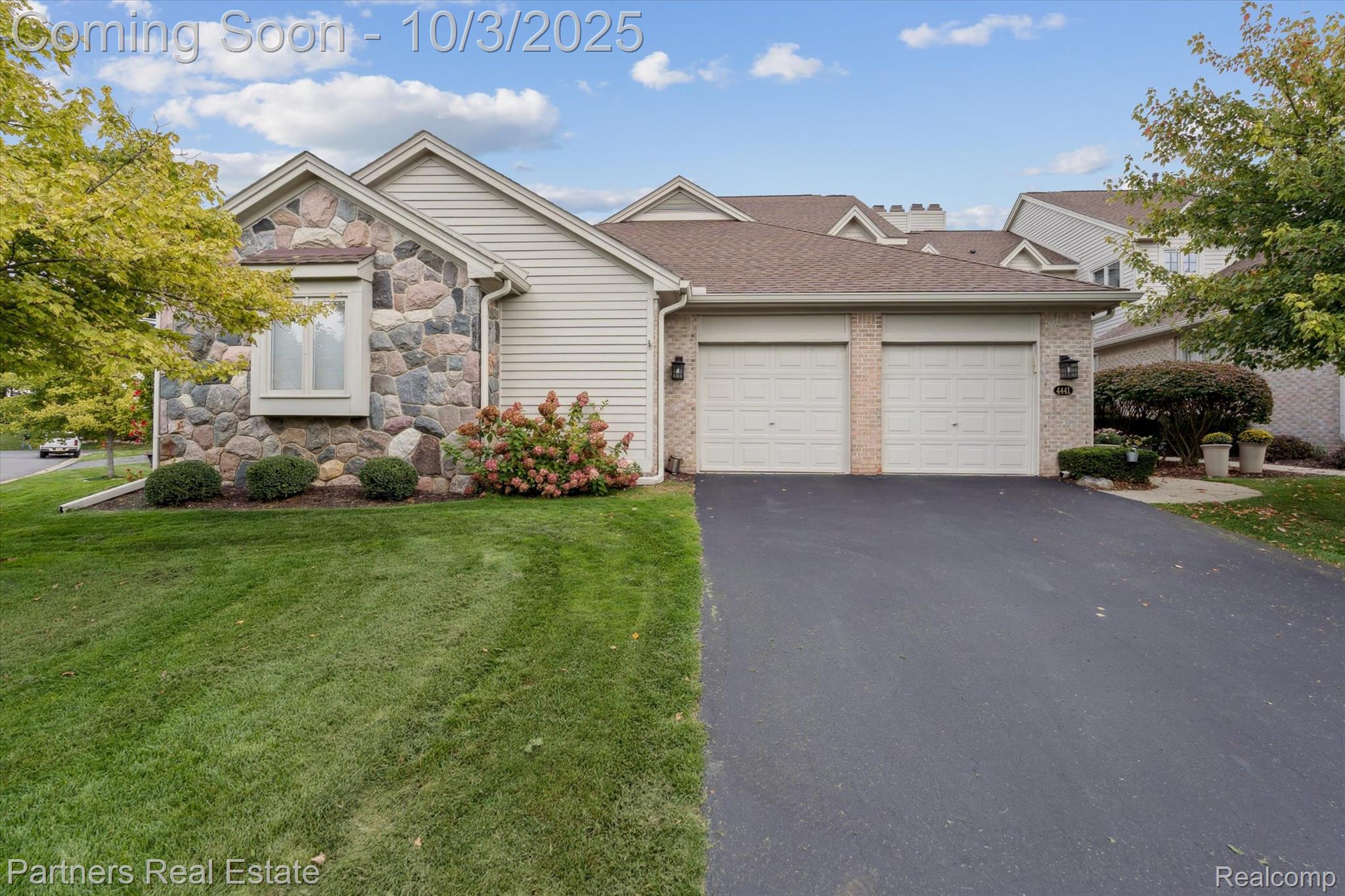4441 GLEN EAGLES Court