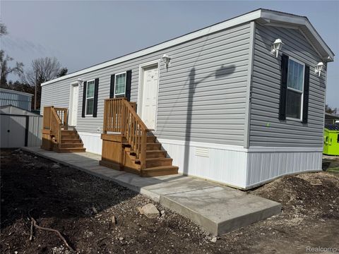11055 Silver View Court Green Oak Township MI 48178