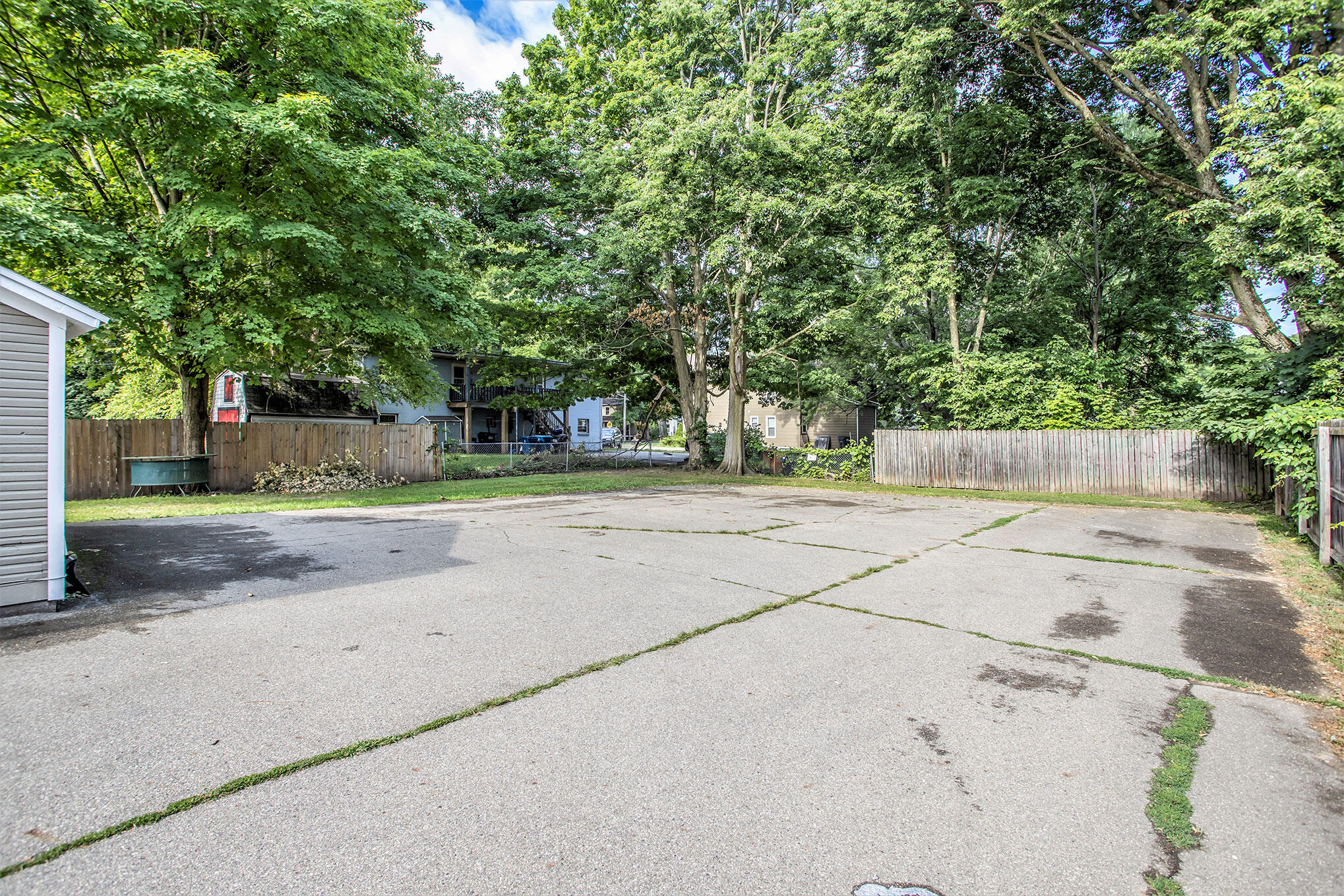 Galesburg, Michigan 49053, United States, 5 Bedrooms Bedrooms, ,Residential,Active,15565