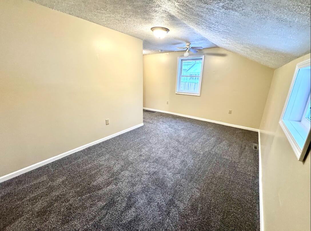 Galesburg, Michigan 49053, United States, 5 Bedrooms Bedrooms, ,Residential,Active,15565