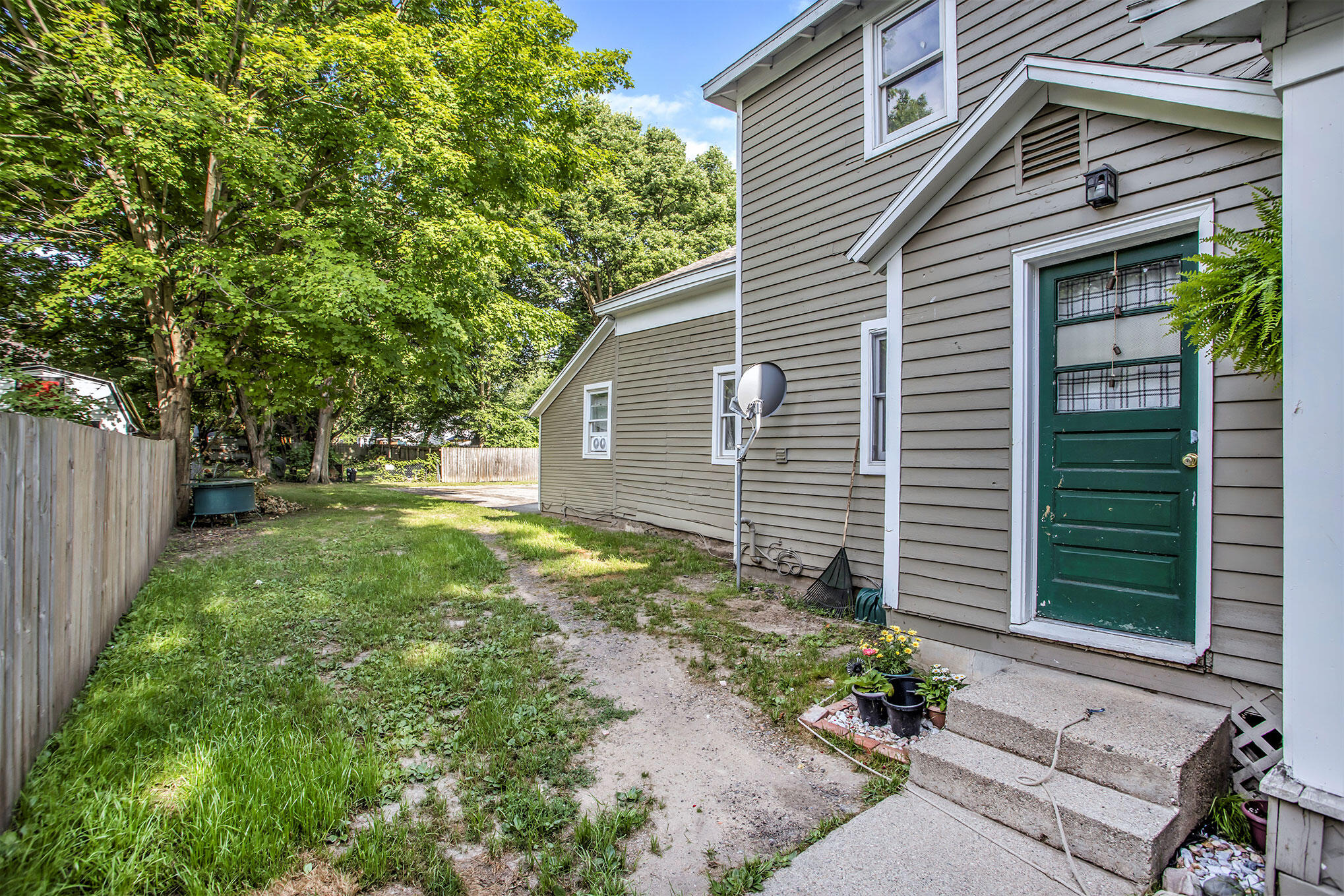 Galesburg, Michigan 49053, United States, 5 Bedrooms Bedrooms, ,Residential,Active,15565