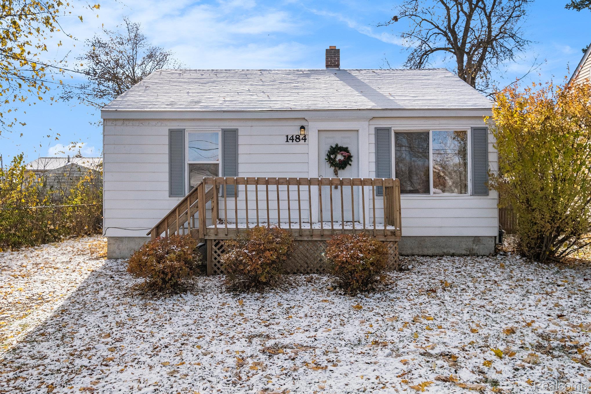 Burton City, Michigan 48529, United States, 2 Bedrooms Bedrooms, ,1 BathroomBathrooms,Residential,Coming Soon,241781