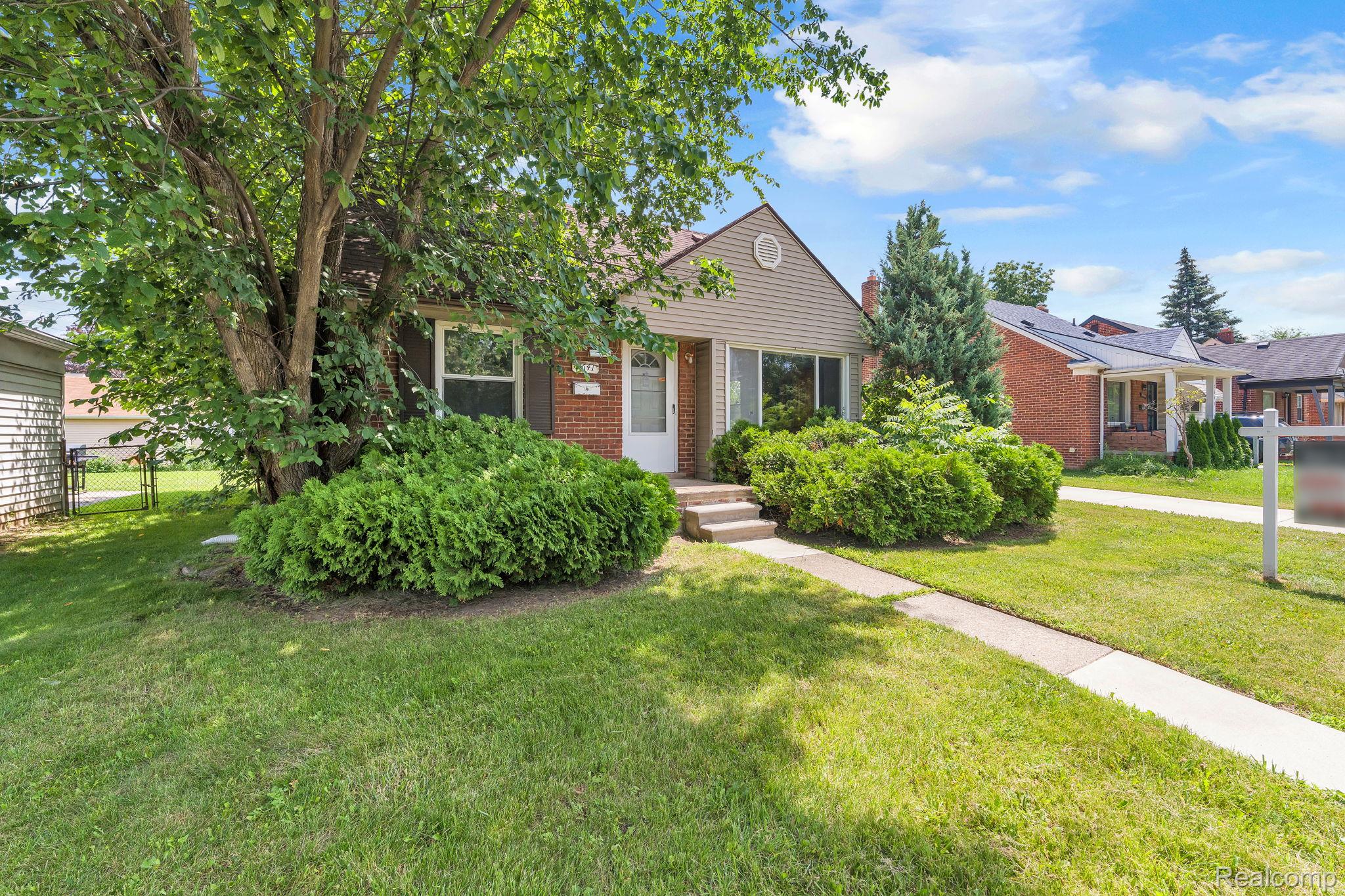 7641 Pelham Road