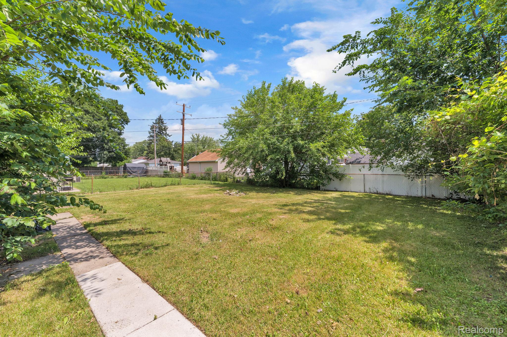 7641 Pelham Road