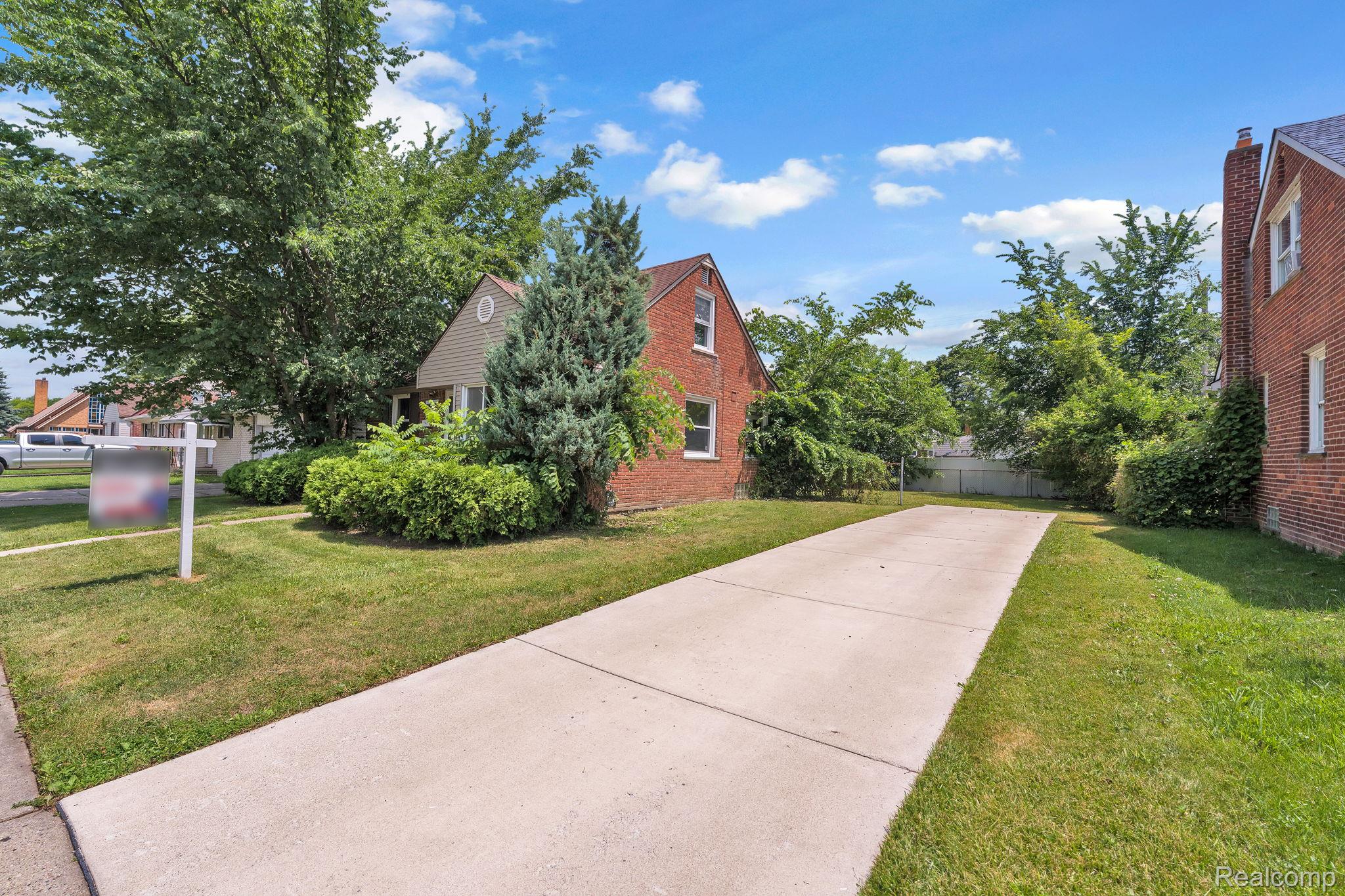 7641 Pelham Road