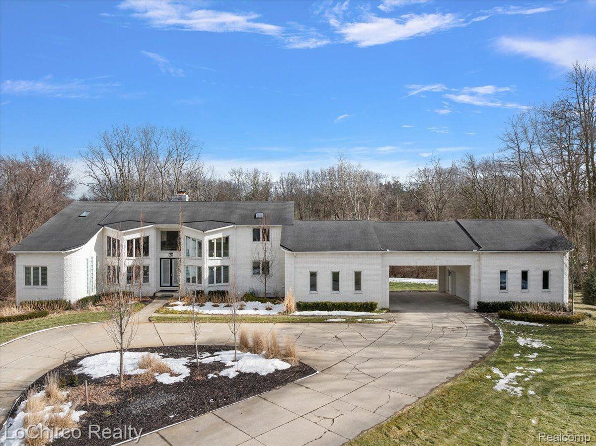 924 KNOB CREEK Drive