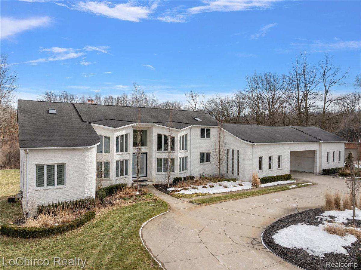 924 KNOB CREEK Drive