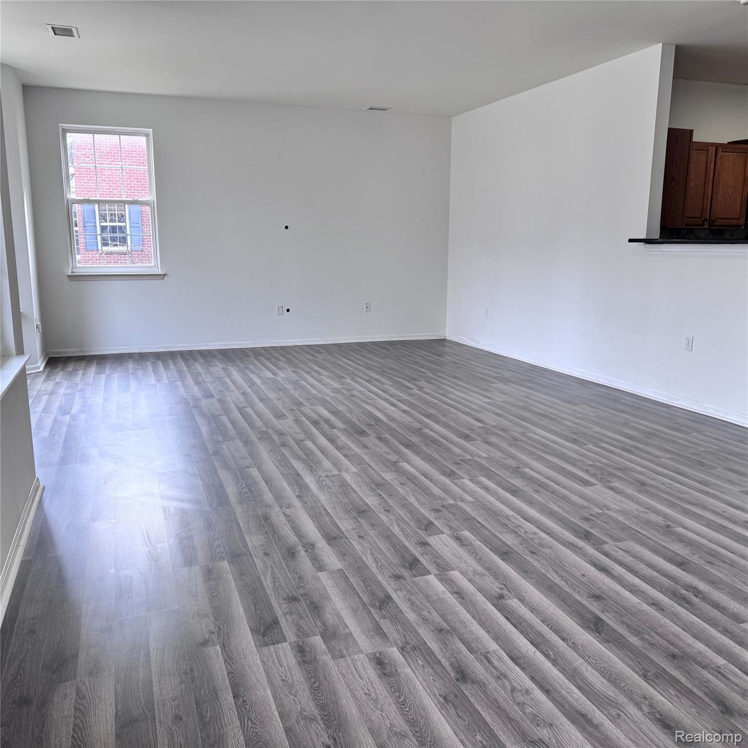 4067 ELIZABETH Avenue 164