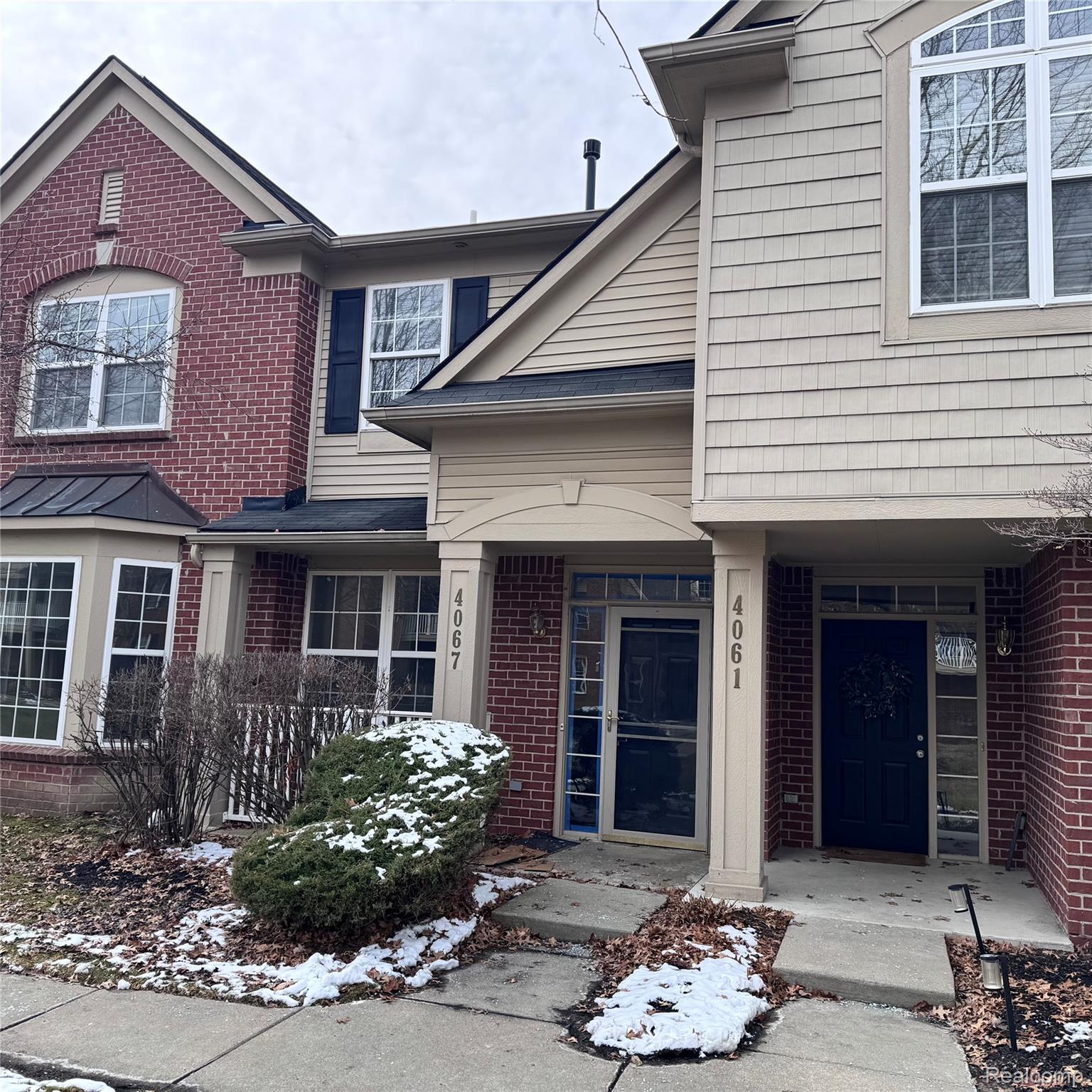 4067 ELIZABETH Avenue 164