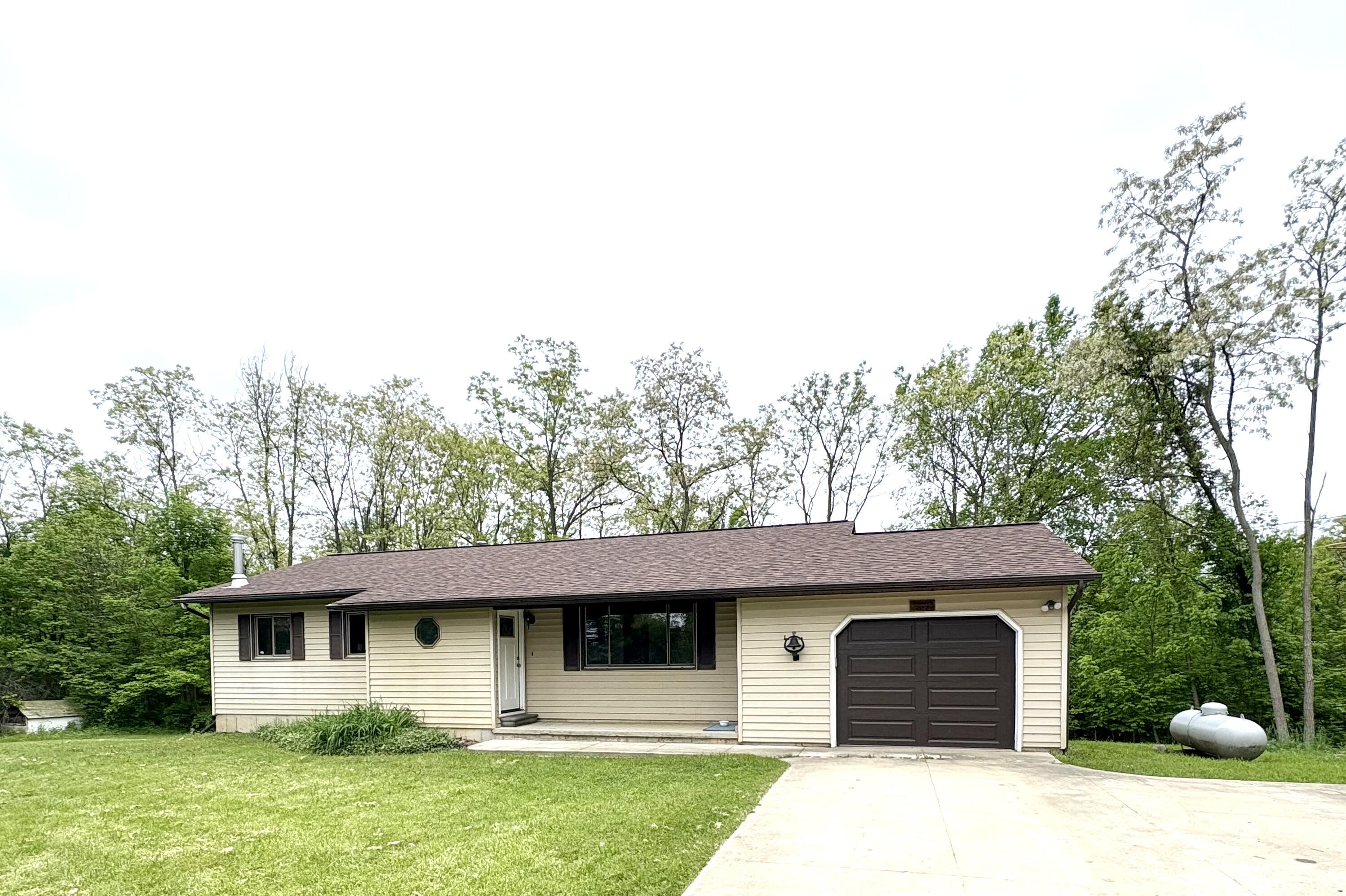 2122 Houser Road