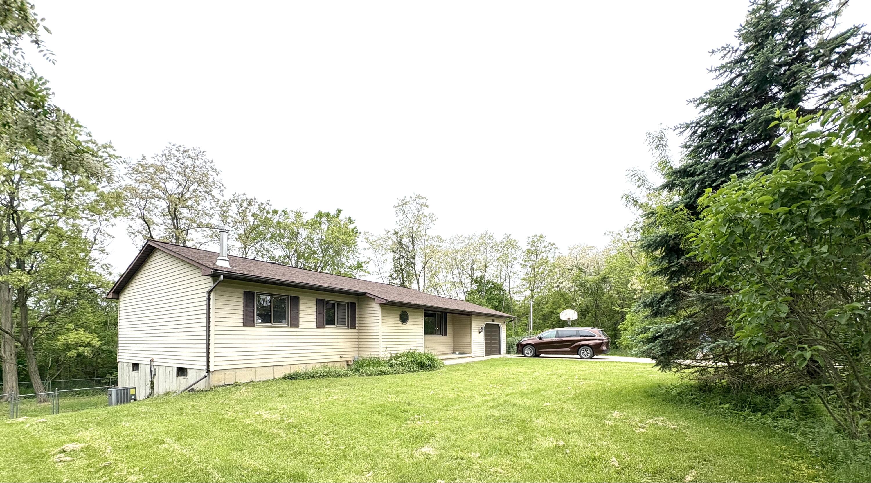 2122 Houser Road