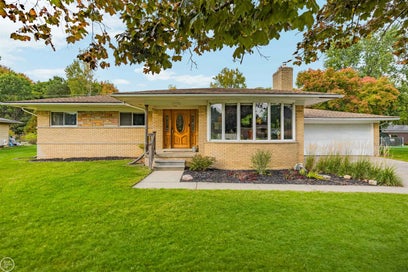 5653 Sandburn Drive Shelby Charter Township MI 48316
