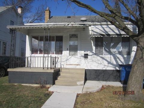 8517 Essex Avenue Warren City MI 48089