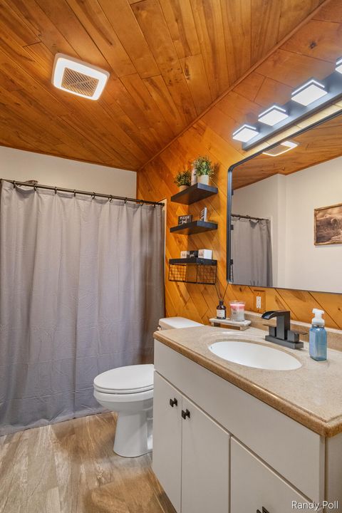 Tiny photo for 5773 E 136th Street, Ensley Township, MI 49343 (MLS # 72026009621)