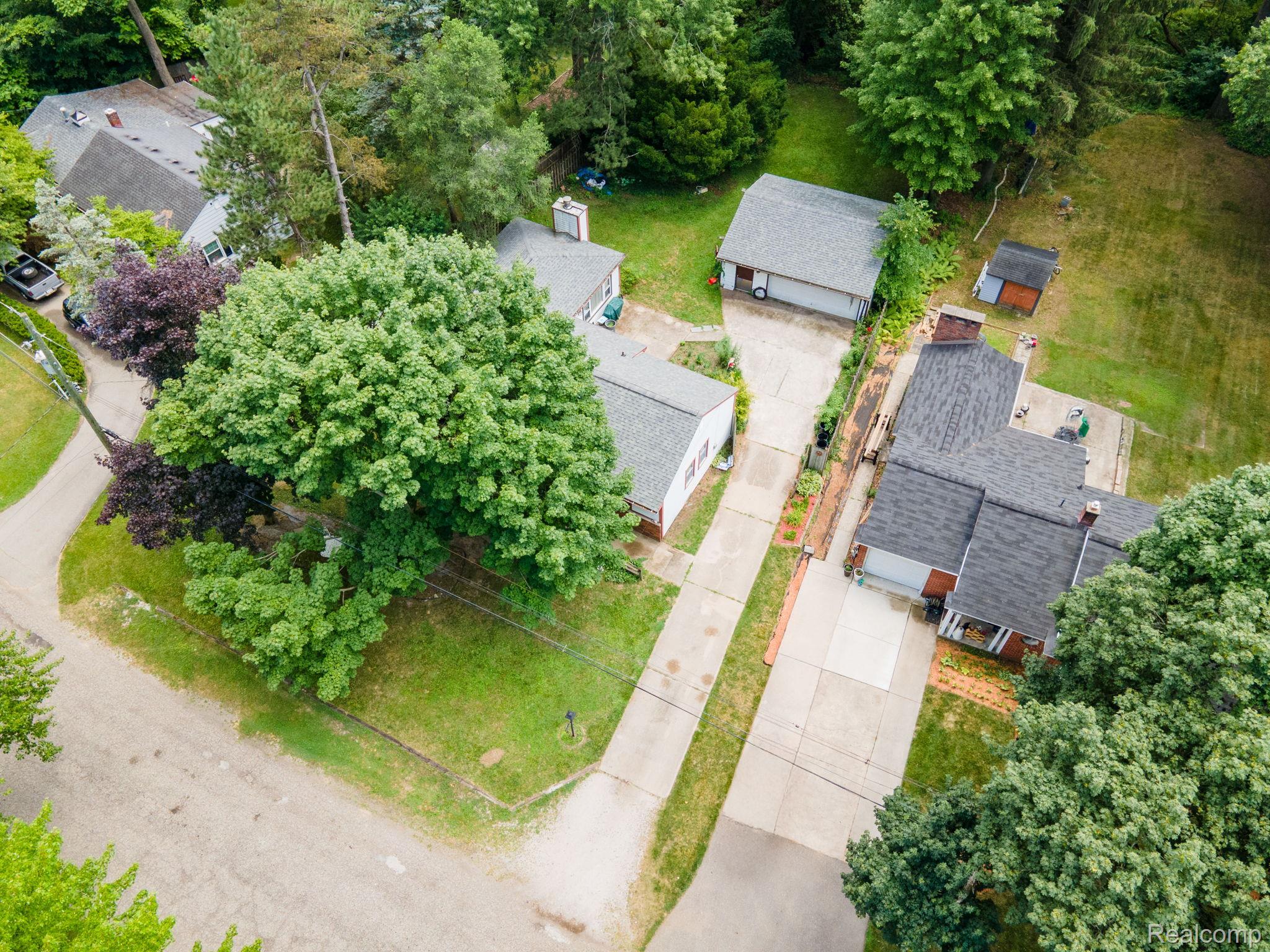 Southfield City, Michigan 48075, United States, 3 Bedrooms Bedrooms, ,1 BathroomBathrooms,Residential,Active,172491