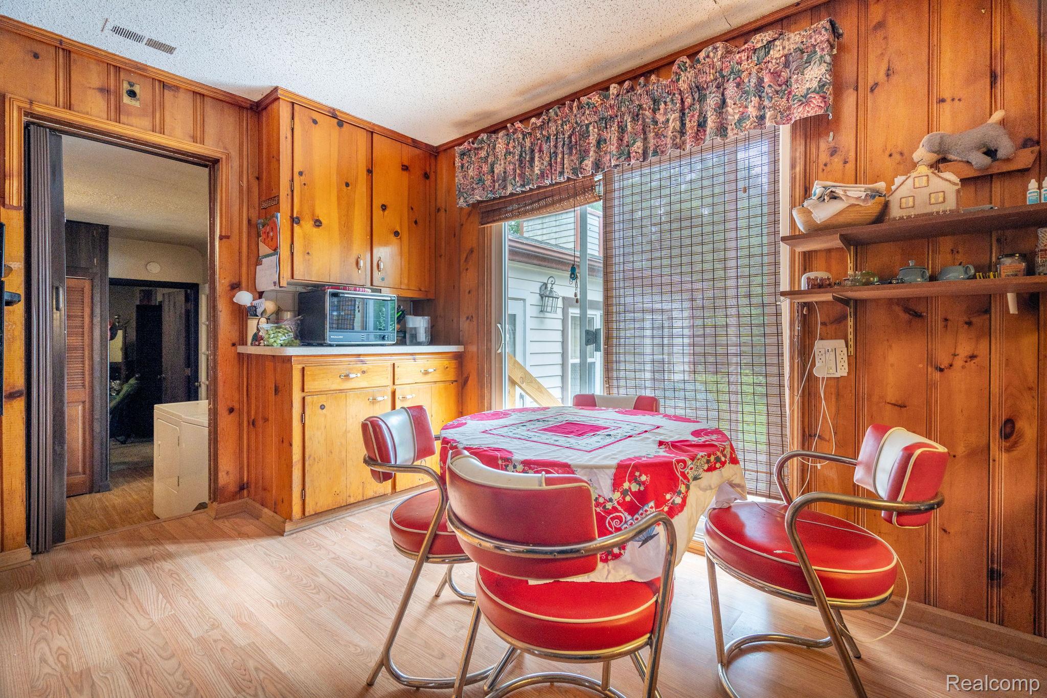 Southfield City, Michigan 48075, United States, 3 Bedrooms Bedrooms, ,1 BathroomBathrooms,Residential,Active,172491