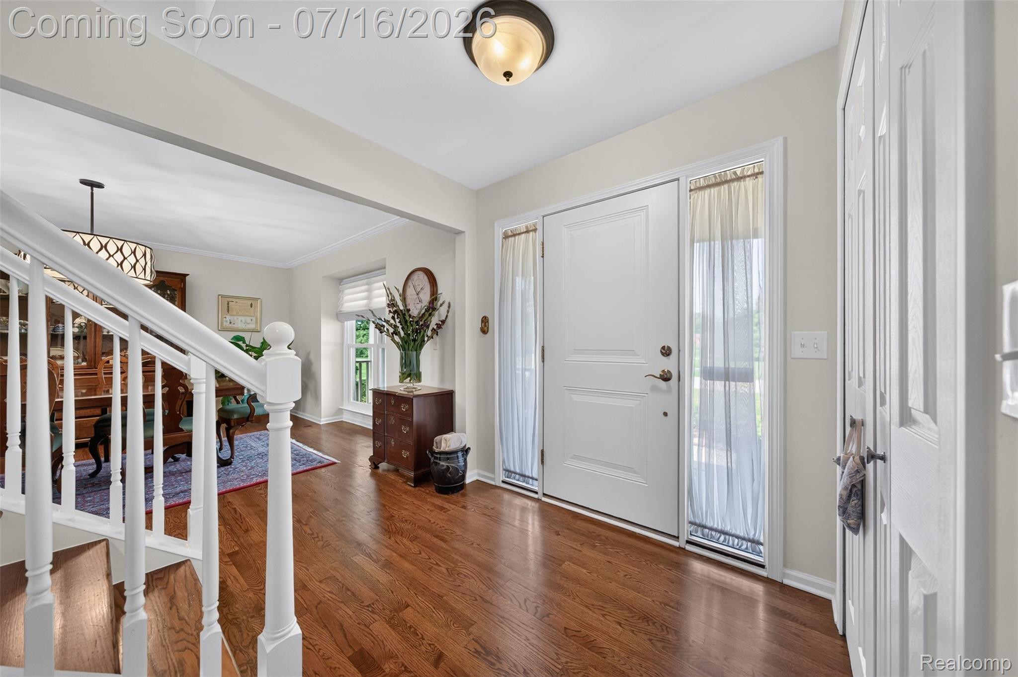 2305 Huntington Drive