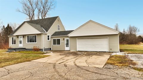 4469 W Coldwater Road Mt Morris Township MI 48504