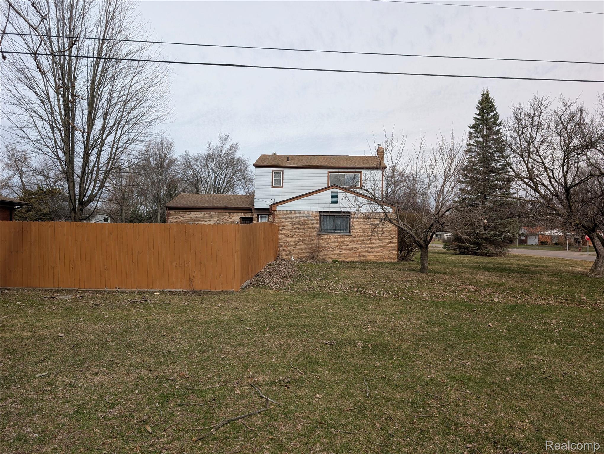 16931 Edwards Avenue