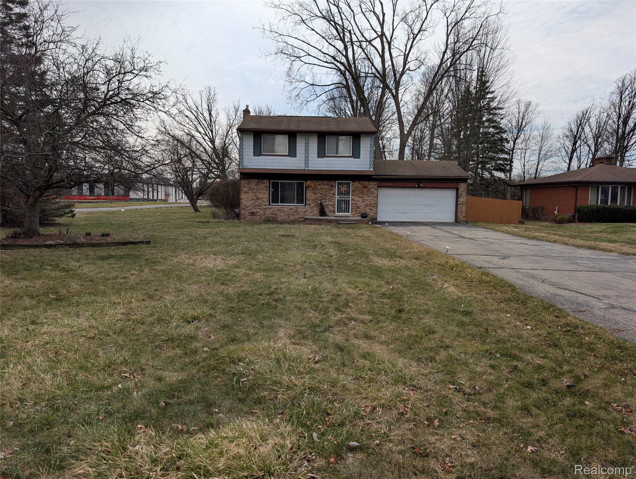 16931 Edwards Avenue