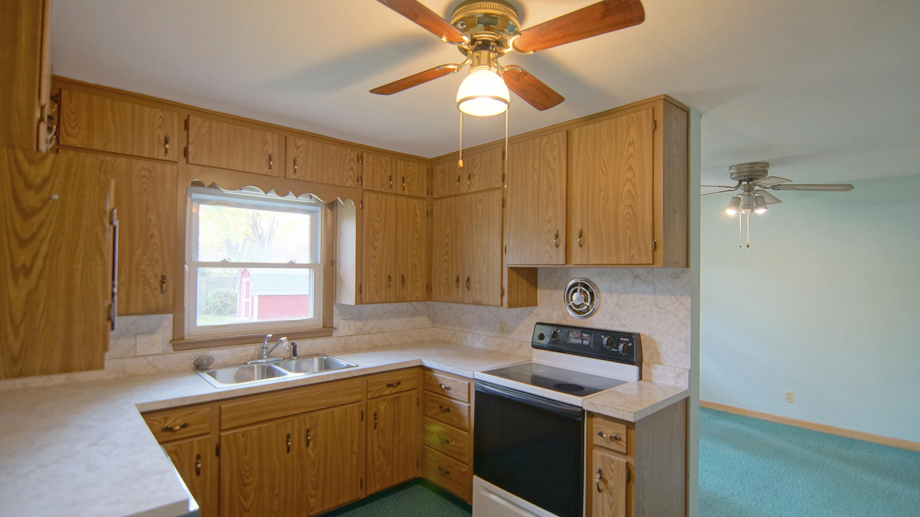 1350 N Aurilla Drive