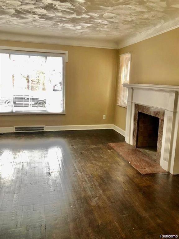 20124 SPENCER Street