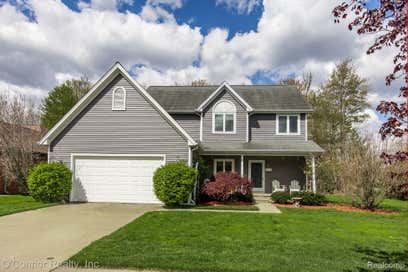 910 Hunter Court Marysville City MI 48040
