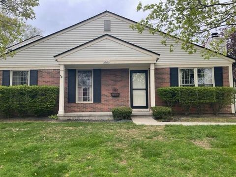 1581 Dover Hill North Hill N Walled Lake City MI 48390