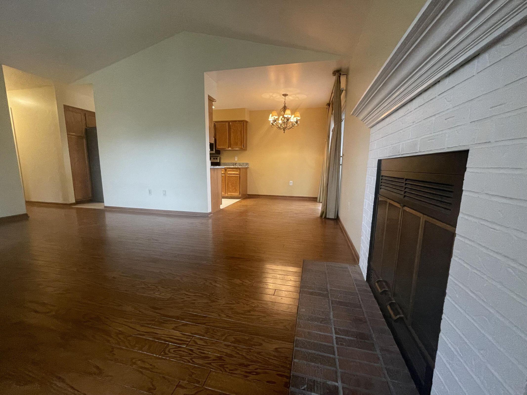 1581 Dover Hill North Hill N