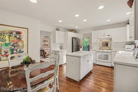 Tiny photo for 5023 Pheasant Cove #4, West Bloomfield Charter Township, MI 48323 (MLS # 20261081725)