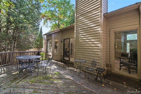 Tiny photo for 5023 Pheasant Cove #4, West Bloomfield Charter Township, MI 48323 (MLS # 20261081725)