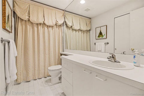 Tiny photo for 5023 Pheasant Cove #4, West Bloomfield Charter Township, MI 48323 (MLS # 20261081725)