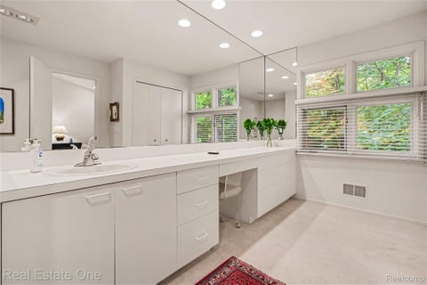 Tiny photo for 5023 Pheasant Cove #4, West Bloomfield Charter Township, MI 48323 (MLS # 20261081725)