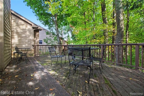 Tiny photo for 5023 Pheasant Cove #4, West Bloomfield Charter Township, MI 48323 (MLS # 20261081725)