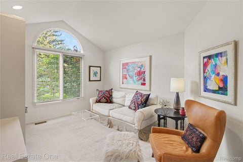 Tiny photo for 5023 Pheasant Cove #4, West Bloomfield Charter Township, MI 48323 (MLS # 20261081725)