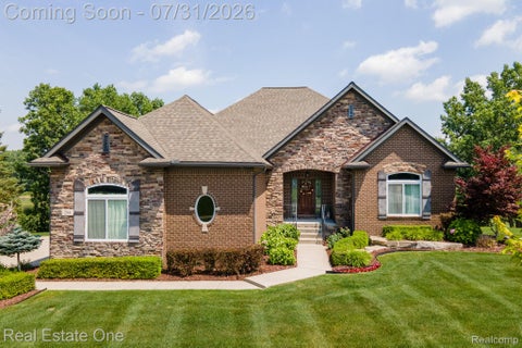Photo of 294 Golfside Drive, Oxford Charter Township, MI 48371 (MLS # 20261057892)