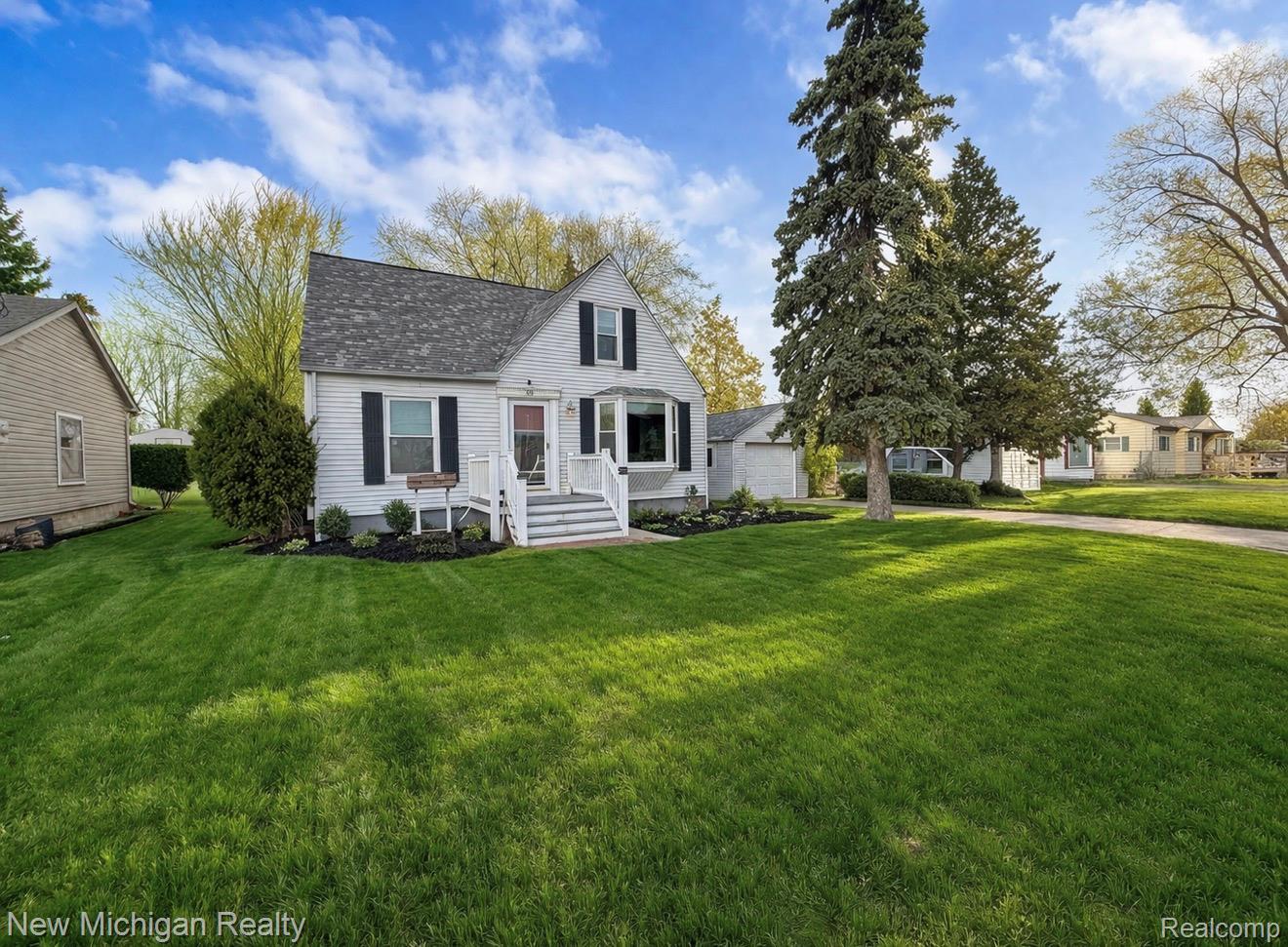 1224 W Bristol Road