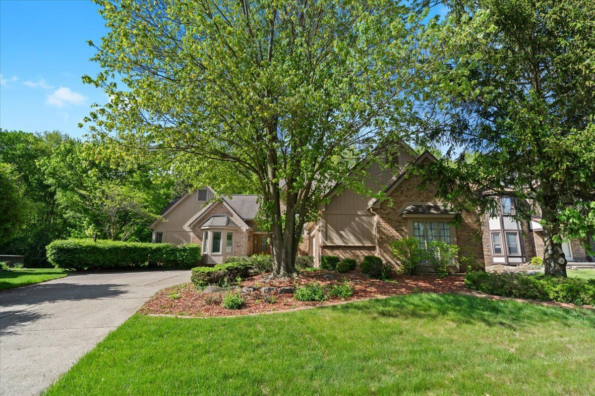 46890 CIDER MILL Drive