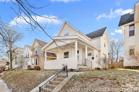 224 Spencer Street NE Grand Rapids City MI 49505